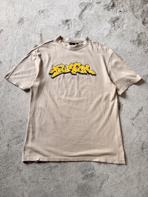 00s BURTON/Graphic Logo print Tee/M/グラフィックロゴプリントTシャツ/ベージュ/イエロ－/バ－トン