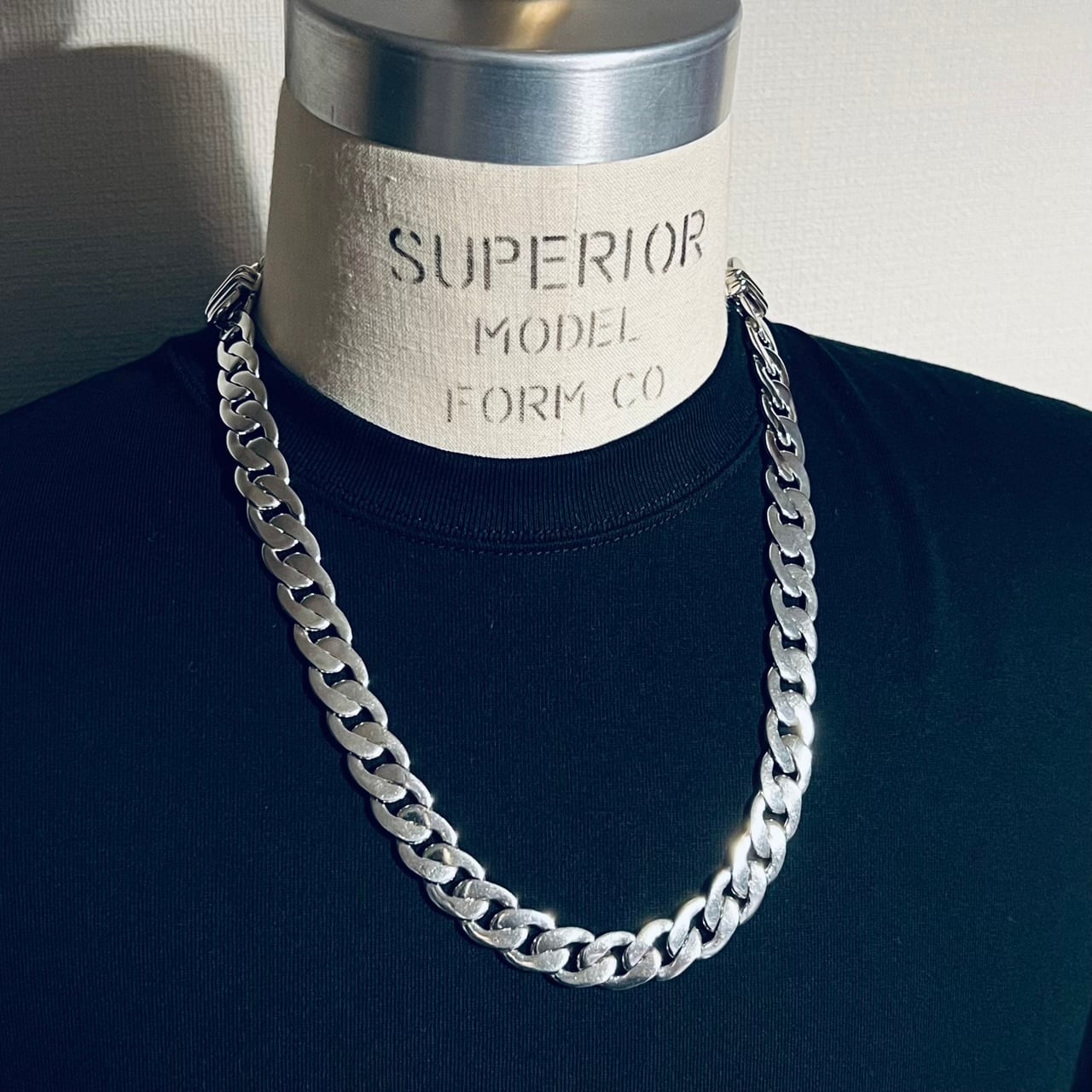 VINTAGE TIFFANY & CO. Flat Curb Chain Necklace / W Bracelet VINTAGE TIFFANY & CO. Flat Curb Chain Necklace / W Bracelet