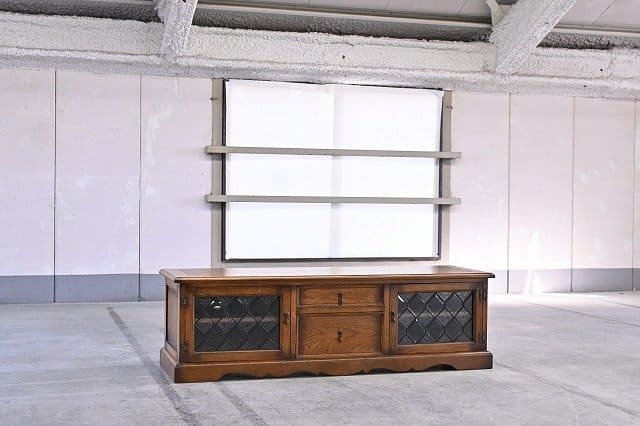 アンティーク調 オーク無垢材 テレビボード 13万 ローボード ステンドグラス 引き出し2杯 キャビネット 収納【中古家具/中古インテリア/USED家具ユーズド家具/リサイクル】