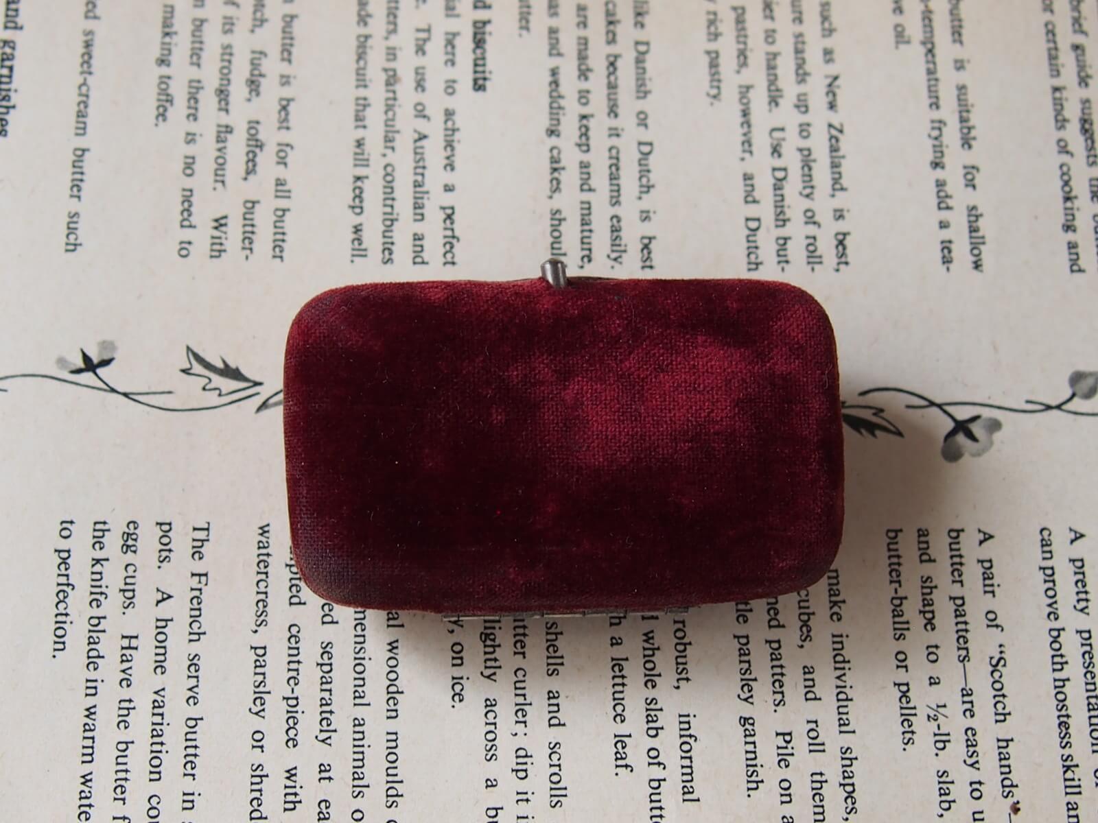 英国アンティークブローチケース＊イギリス イギリスアンティーク ジュエリーケース ブローチケース