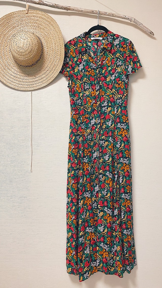 Zara 花柄ワンピース Sunny Bae