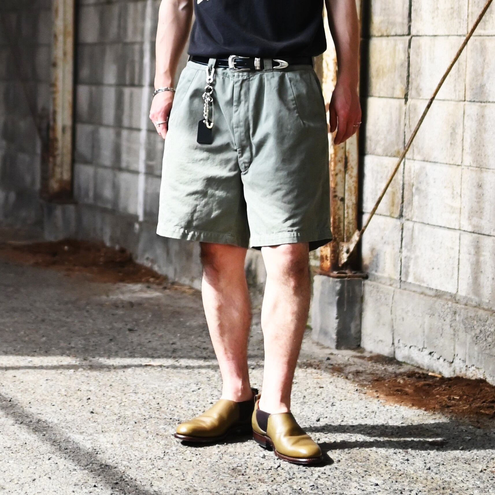 BOWWOW(バウワウ）US ARMY CHINO SHORTS AGED クラシックカジュアル