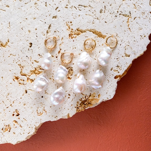 14kgf Oyster W Pearls hoop pierced earrings / earrings