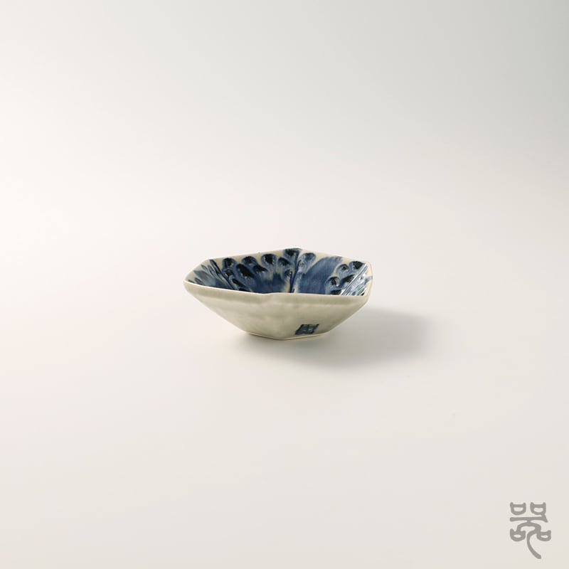 安南点描紋【六角小付】喜鶴製陶｜有田 | 【有田焼／波佐見焼