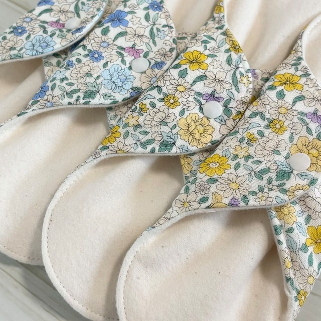 22cm ふわふわ柔らかな肌触り✩布ナプキン 4枚セット 156