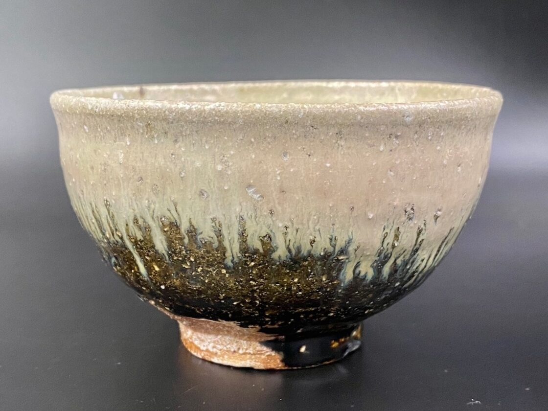 唐津彫三島茶碗 唐津焼 焼き物 茶碗 抹茶碗 茶道 茶陶 斑唐津茶碗 