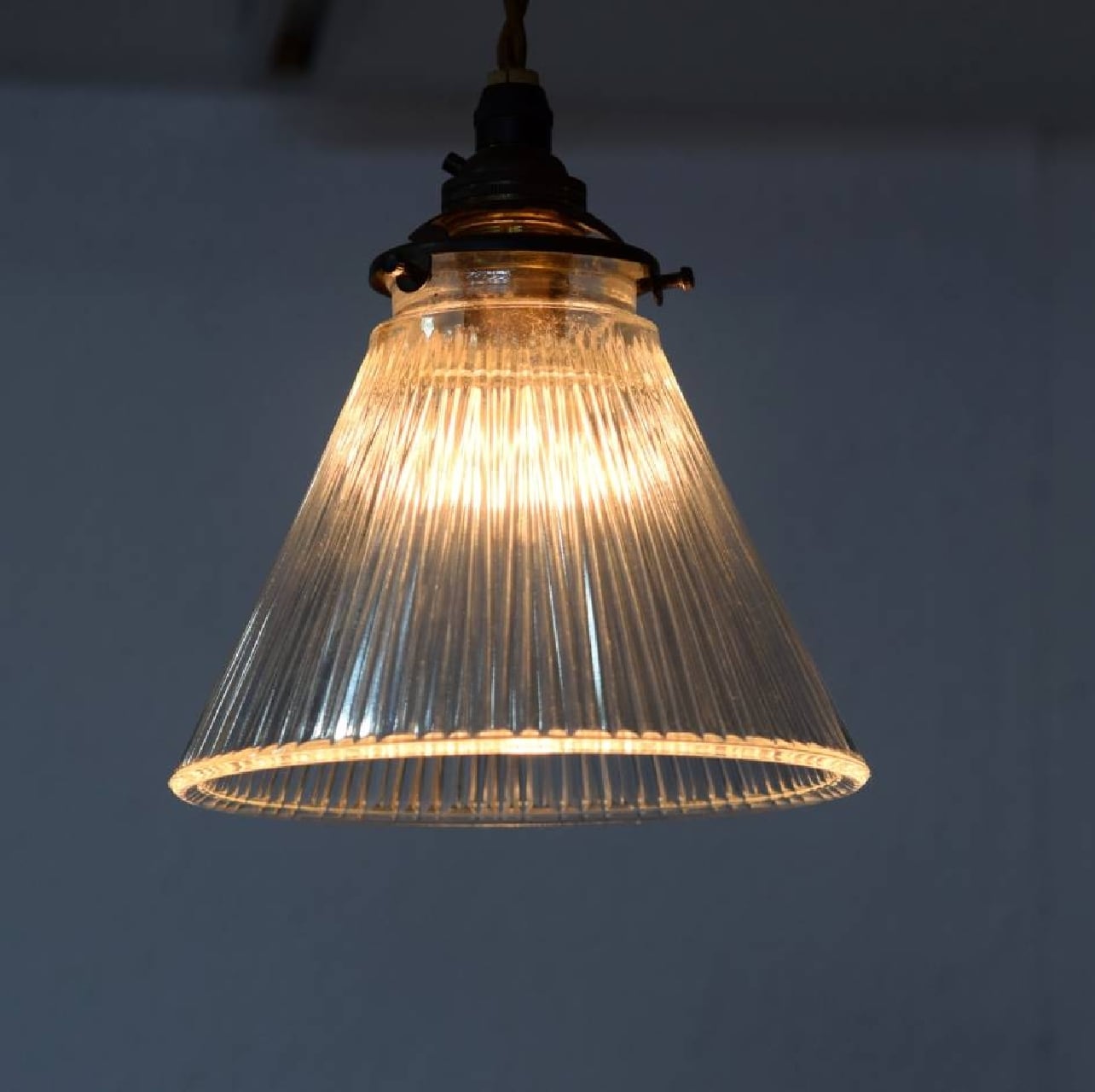 古いペンダントライト　シャンデリア　クリスタル ランプシェード　電笠　レトロ照明 古いペンダントライト シャンデリア クリスタル ランプシェード 電笠