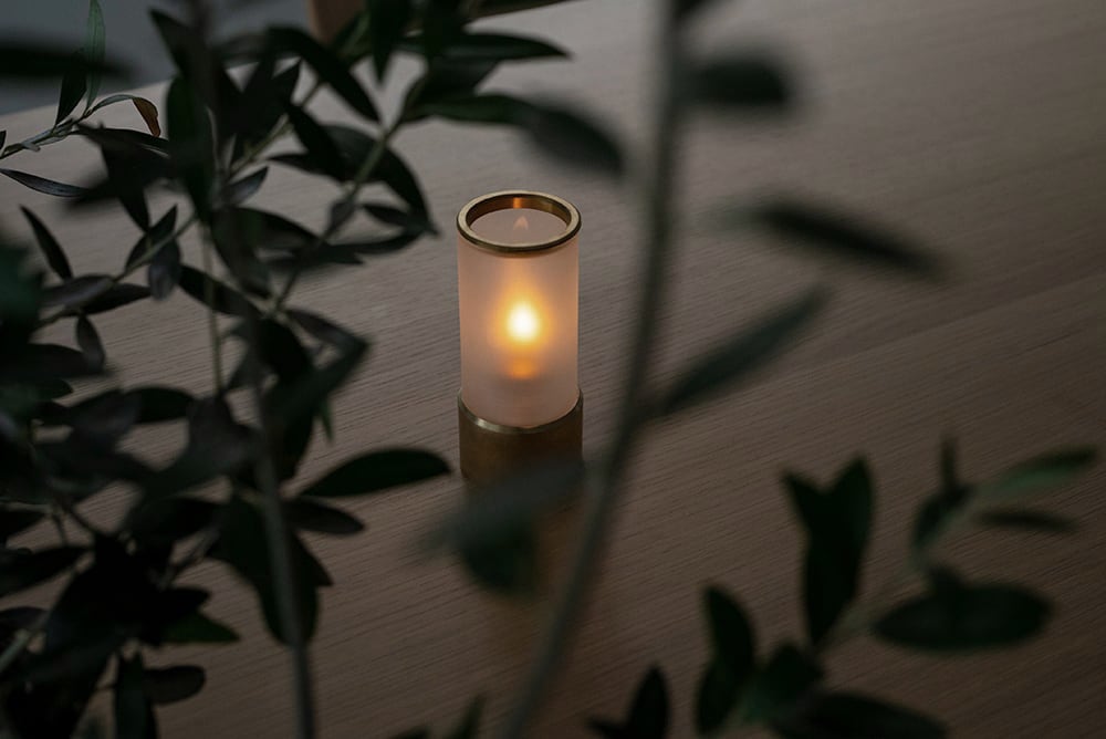 Dancing Lamp (smoke) | tokyoeast