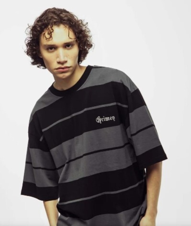 CAMISETA GRIMEY CAUSING PANIC OVERSIZED BLACK