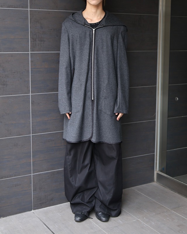 【COMME des GARCONS HOMME DEUX】zip up hooded half coat