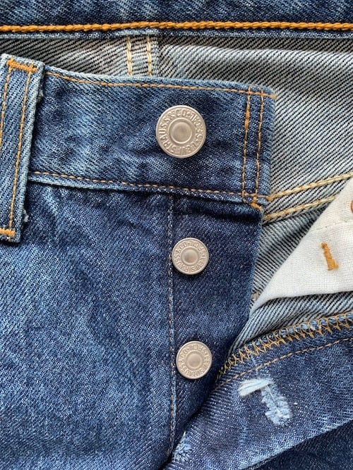 065リーバイス Levis501 レギュラー 古着 2002年米国製刻印553 W78cm