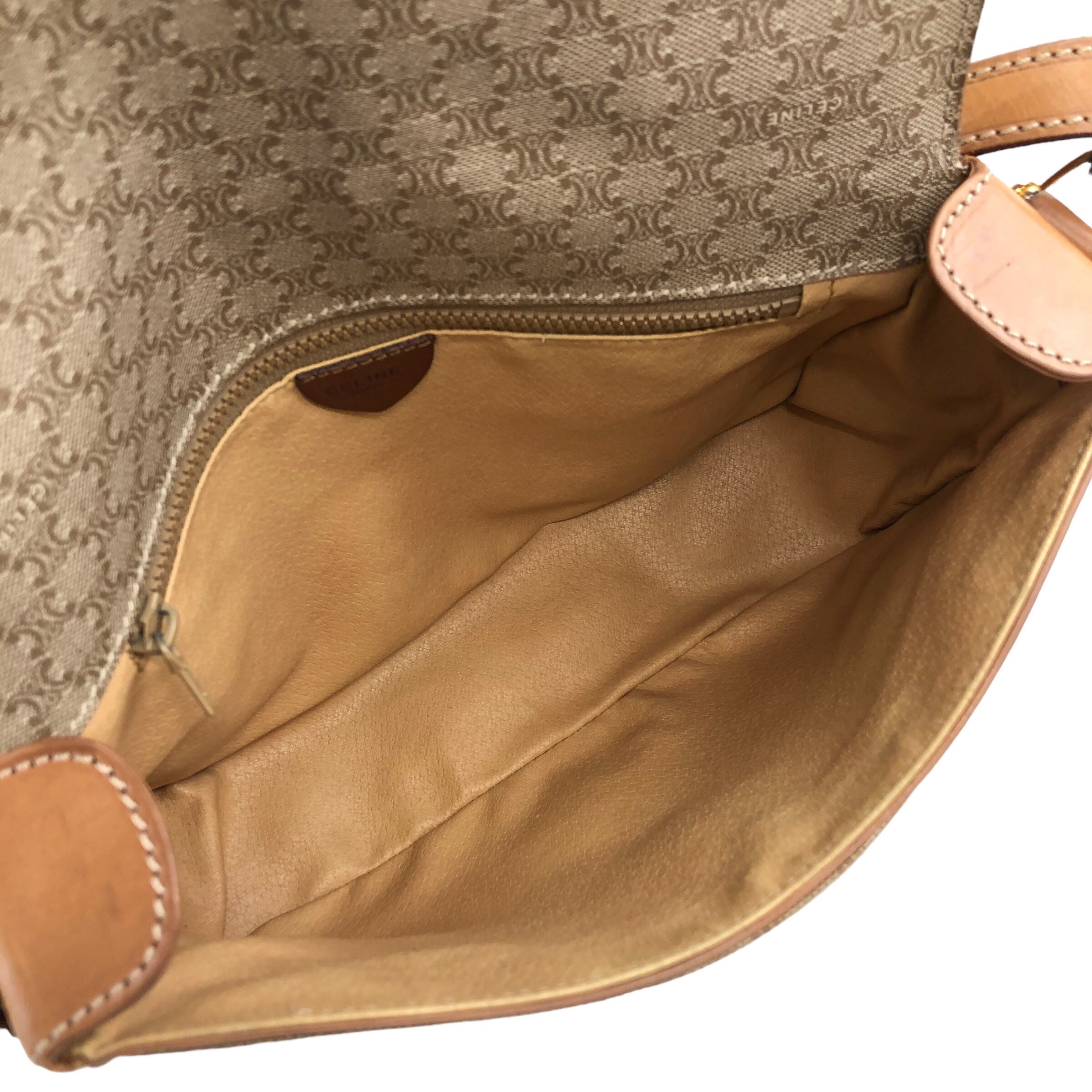 ★CELINE セリーヌ マカダム  ショルダーバッグ ベージュ ブラゾン型押し PVC レザー  hwdc65 CELINE セリーヌ マカダム ショルダーバッグ ベージュ ブラゾン型押し