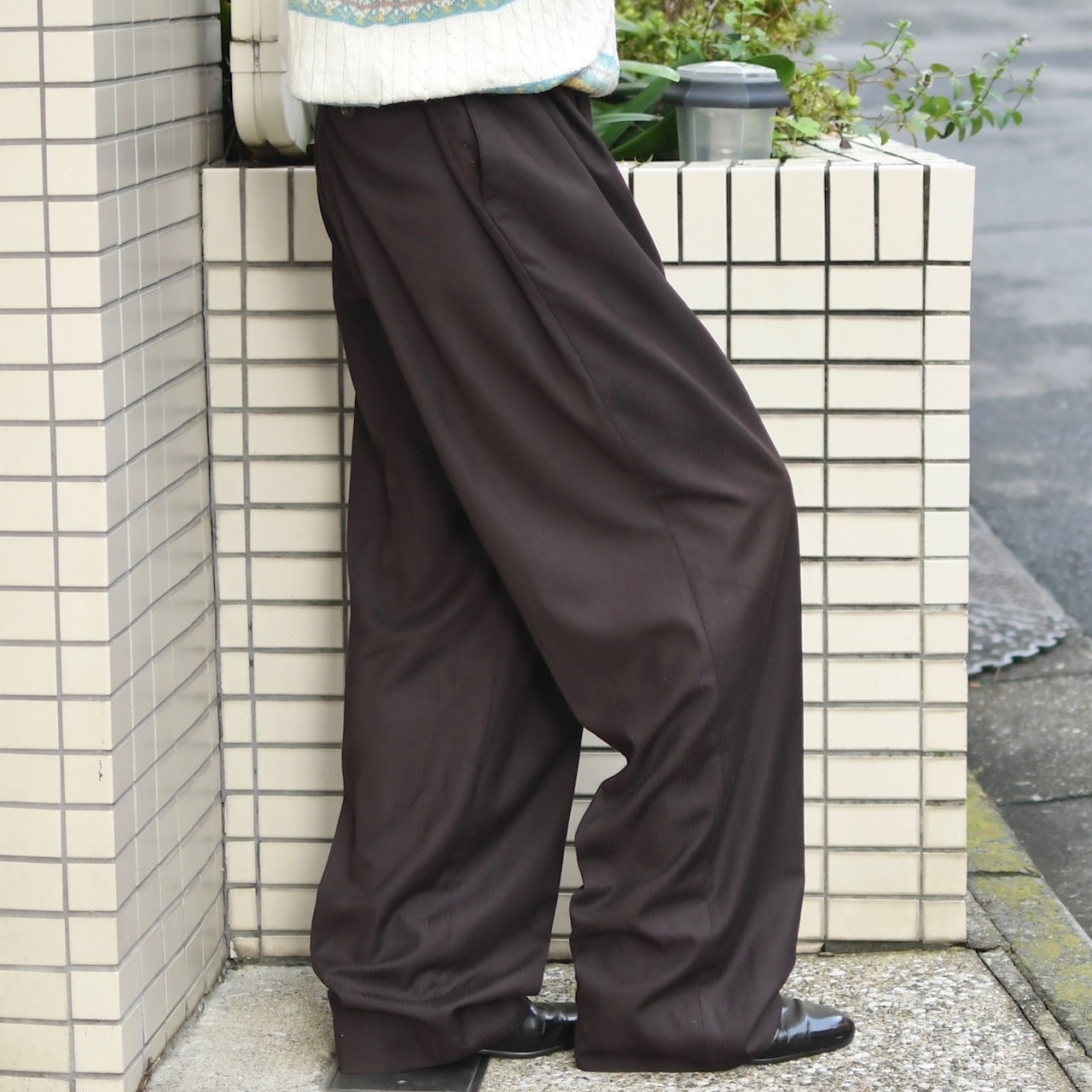 stripe wide slacks brown