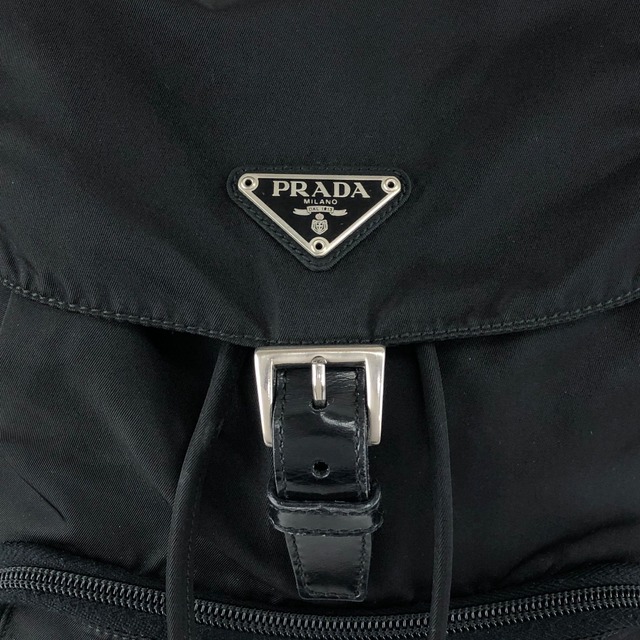 PRADA プラダ バックパック ブラック トライアングルロゴ フロントバックル ナイロン フロントポケット リュック vintage ヴィンテージ オールド 6abvn2