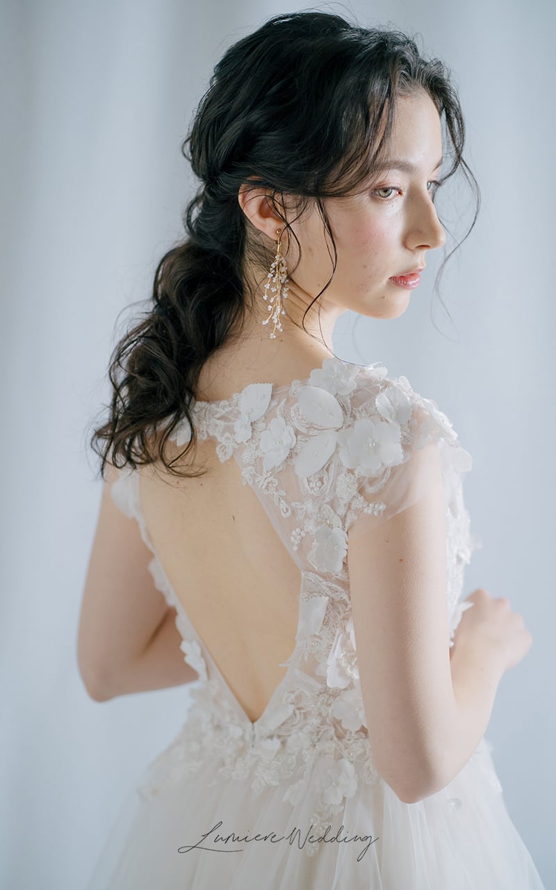 Maiuspalae [E-3-ma] RENTAL PRICE | Lumiere Wedding Dress