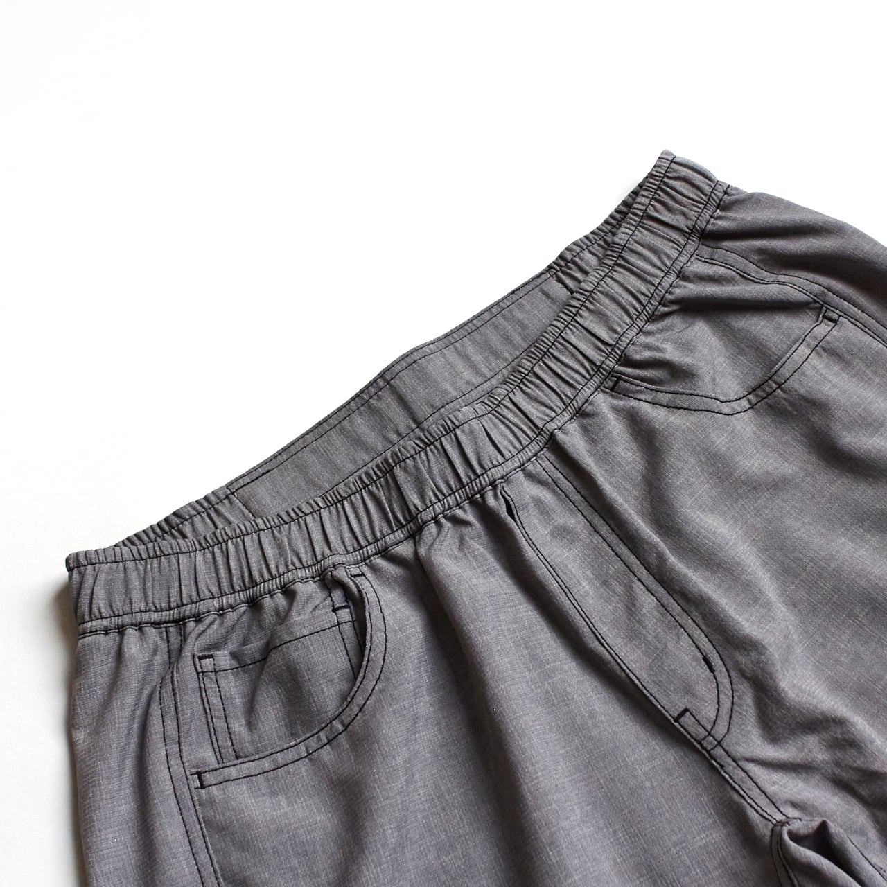 ranor（ラナー）STITCHWORK MIDDLE SHORTS - GRAY メンズレディース