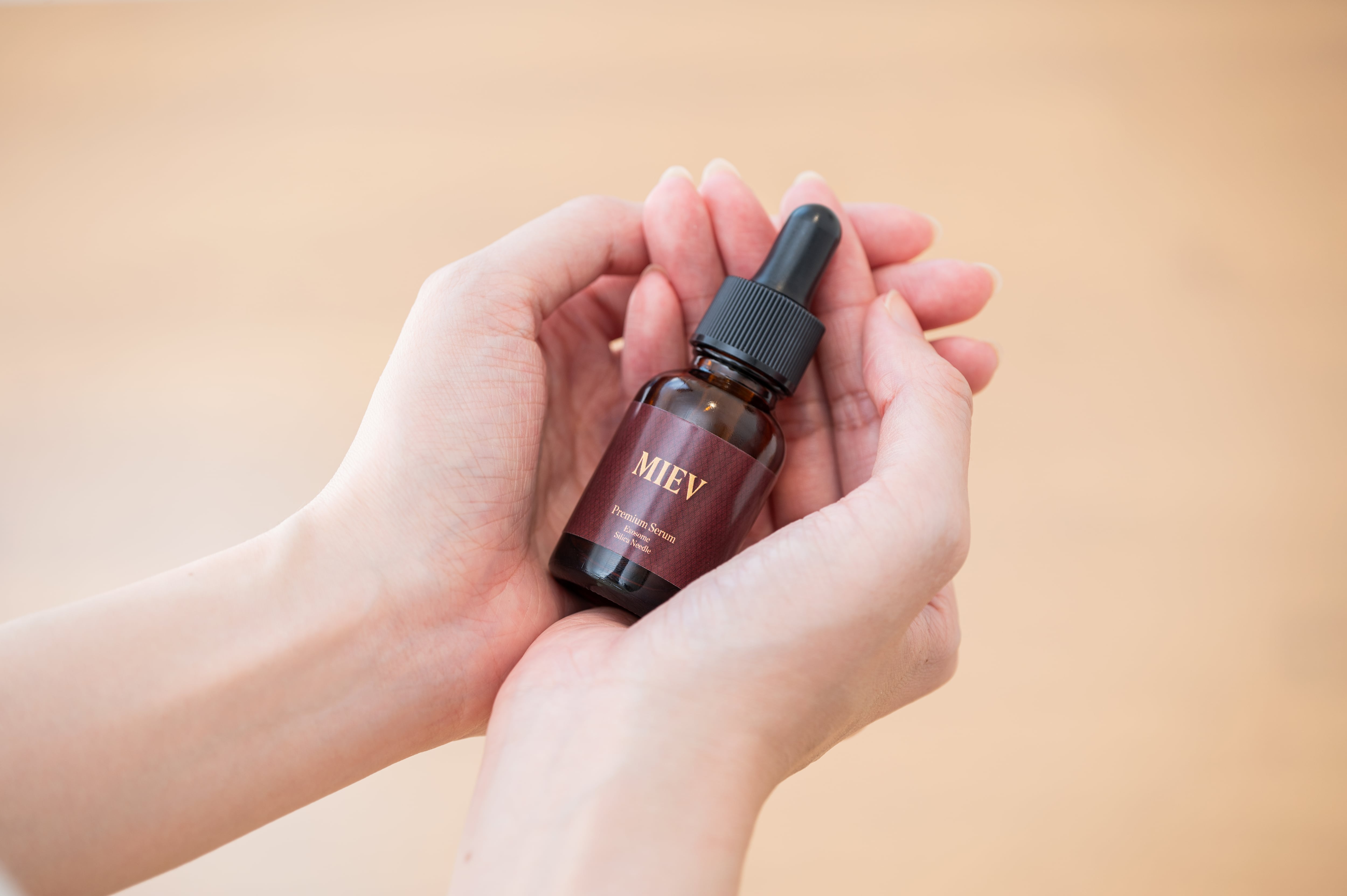MIEV Premium Serum