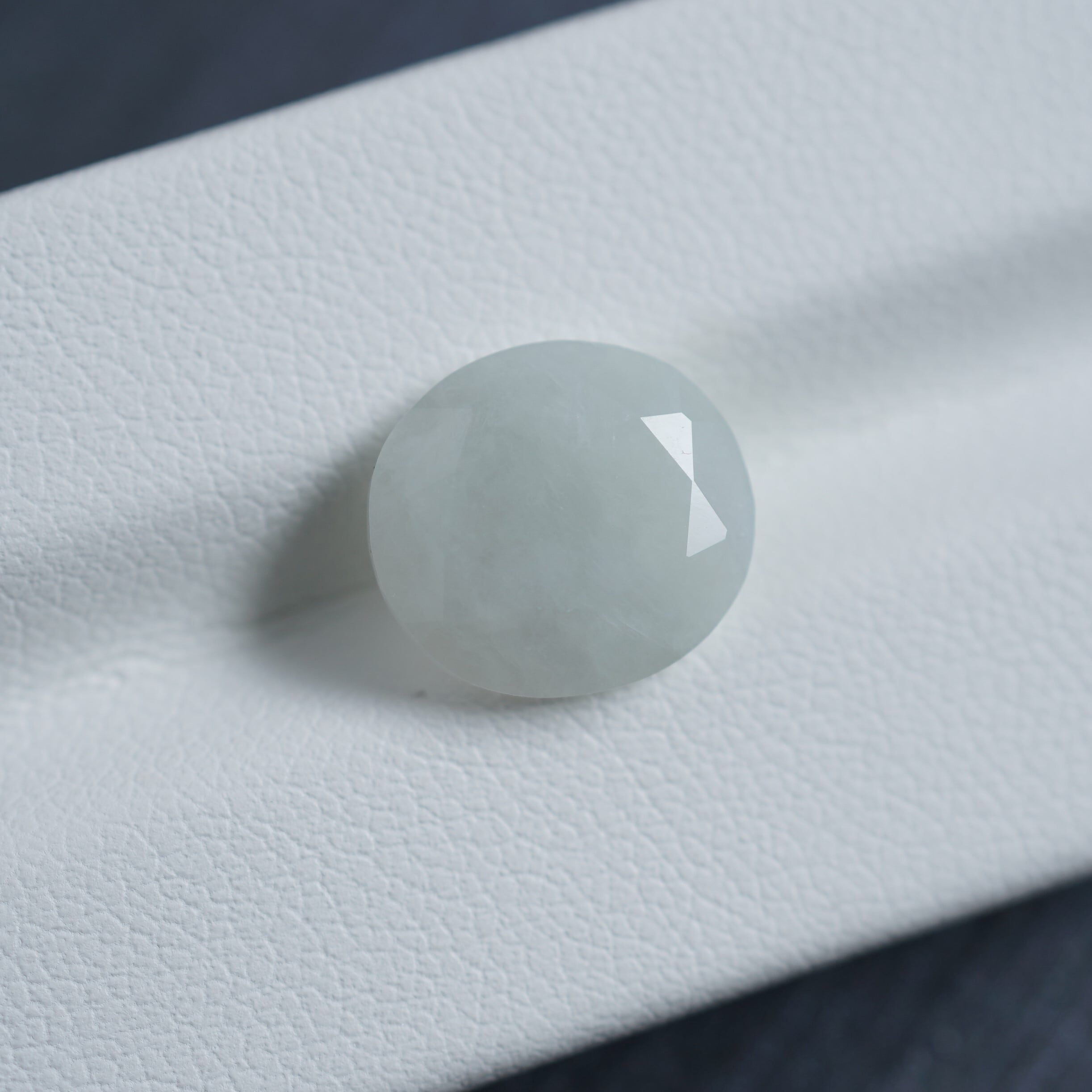 668】翡翠・ジェダイト ファセットルース 4.8ct | koku.stone