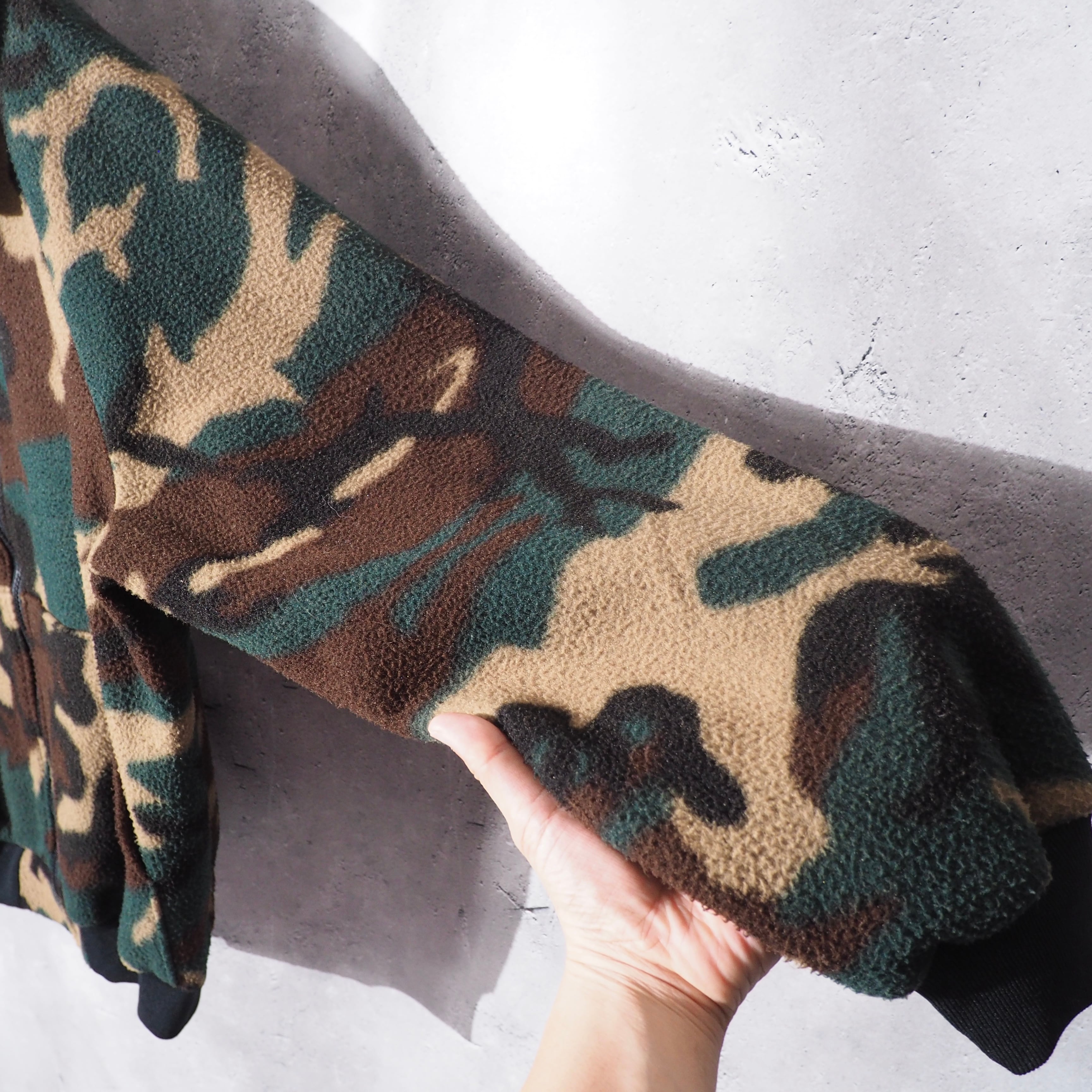 1980s " made in USA " Camouflage pattern Design vintage loose fleece jacket