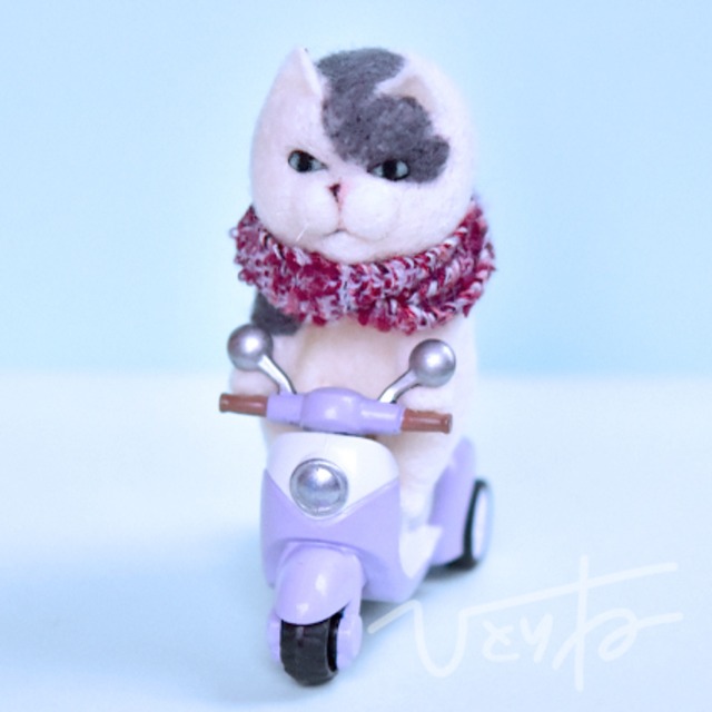 【猫さん】バイクねこ／グレー白