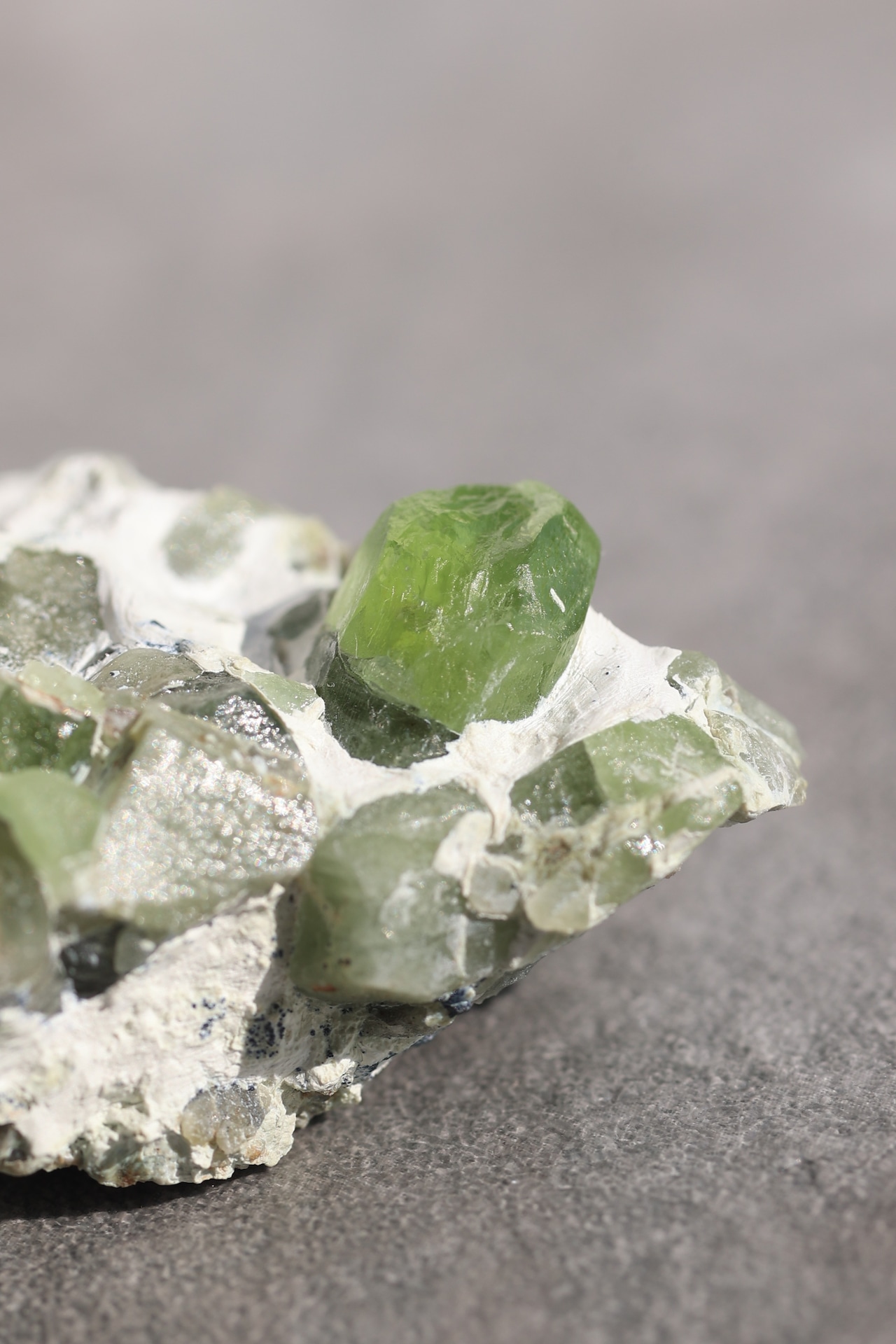 ペリドット「光の若葉」Peridot|天然石 原石 鉱物 パワーストーン | PD-A-002