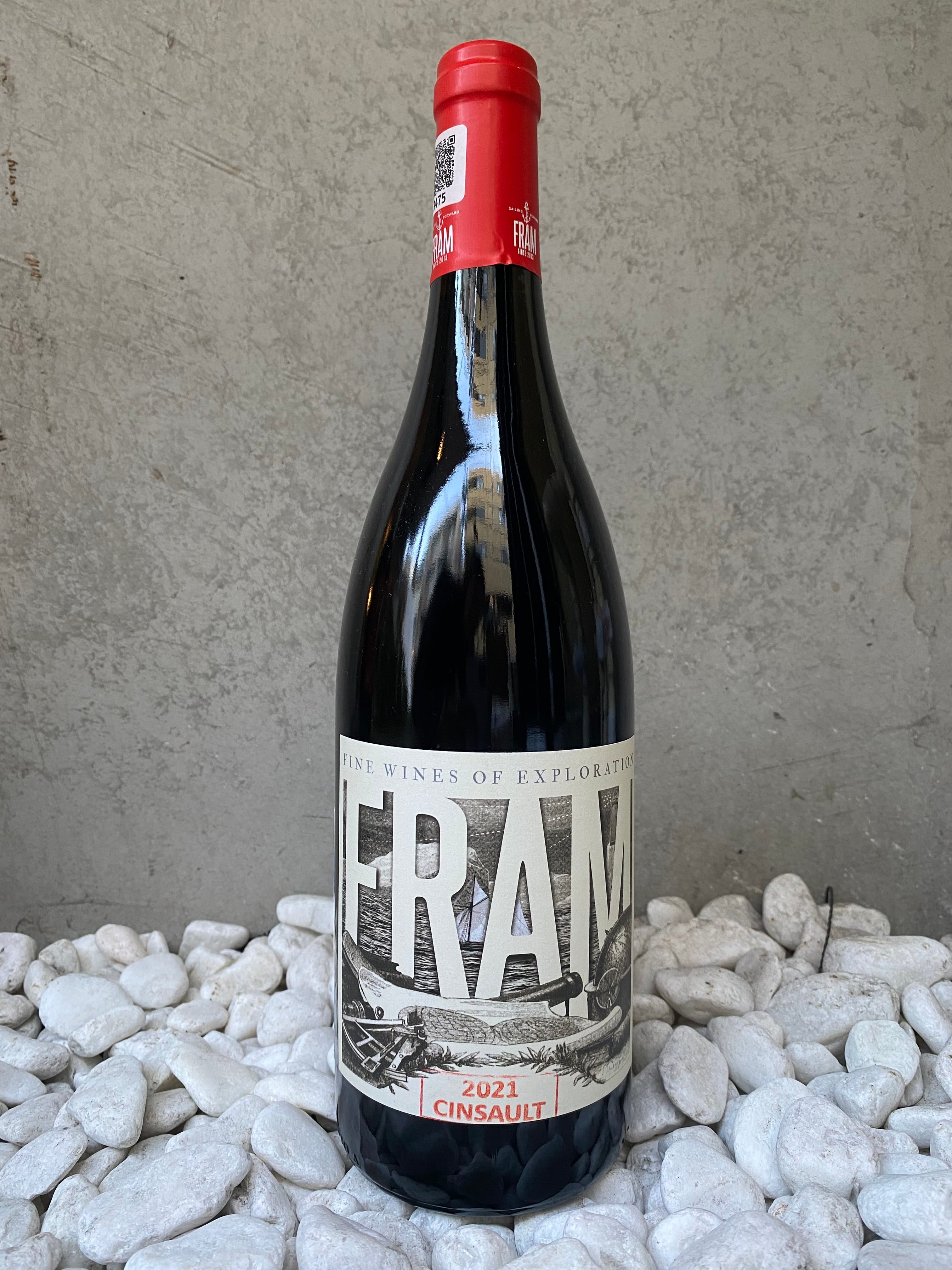 キュヴェ シネマ ピノ・ノワール 2022 / クリスタルム | ワイン