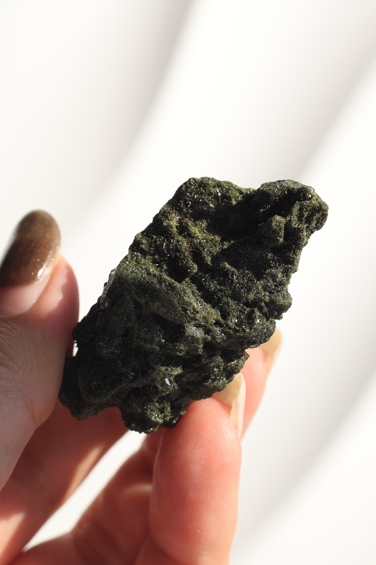 エピドート「山のカケラ」Epidote|天然石 原石 鉱物 パワーストーン | EP-I-001