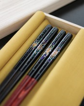 螺鈿箸「電玲」｜伝統とモダンが交わる高級箸