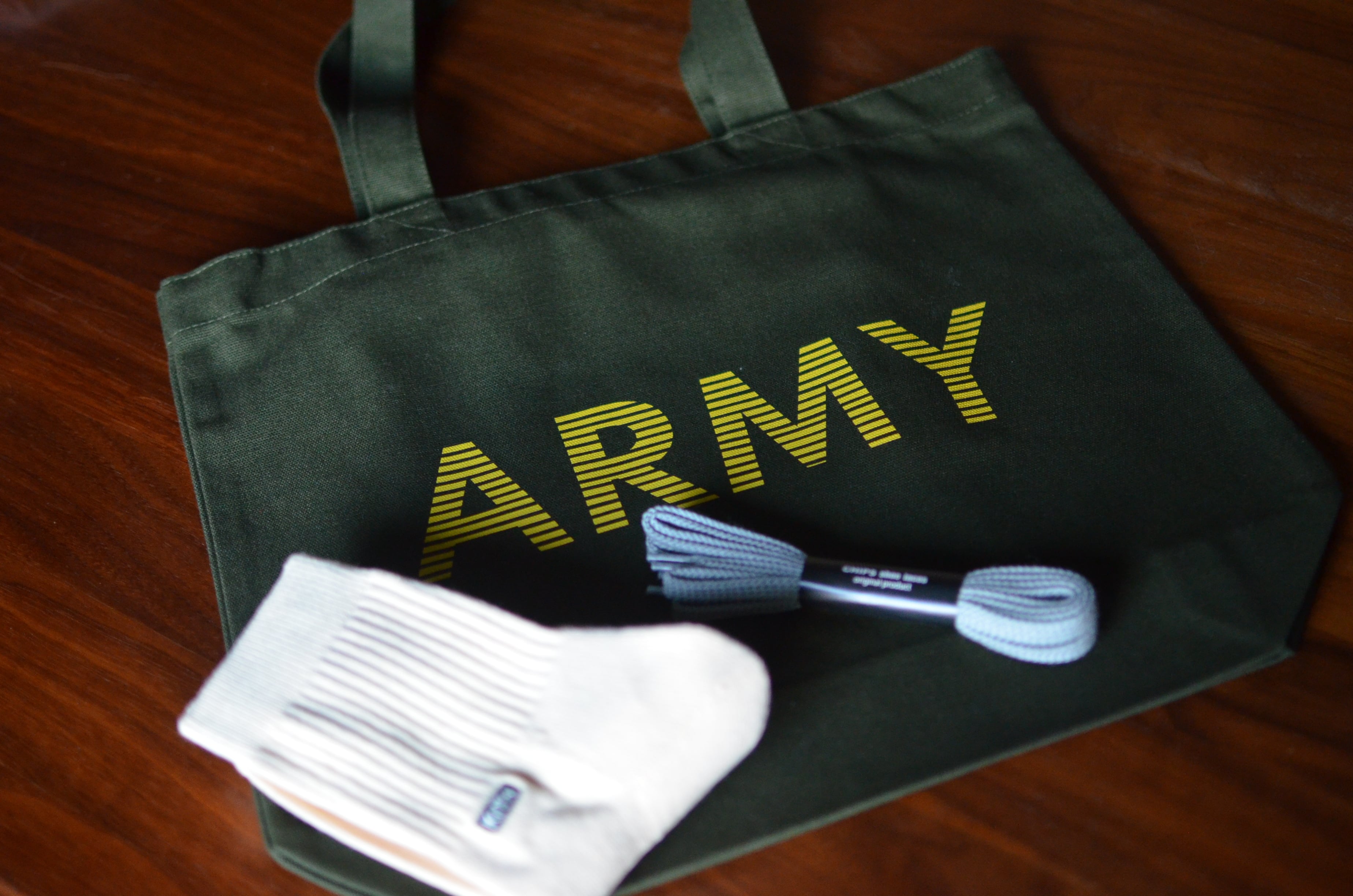 CHIPSクリスマス限定セット ARMY tote bag (green) プレゼント付き