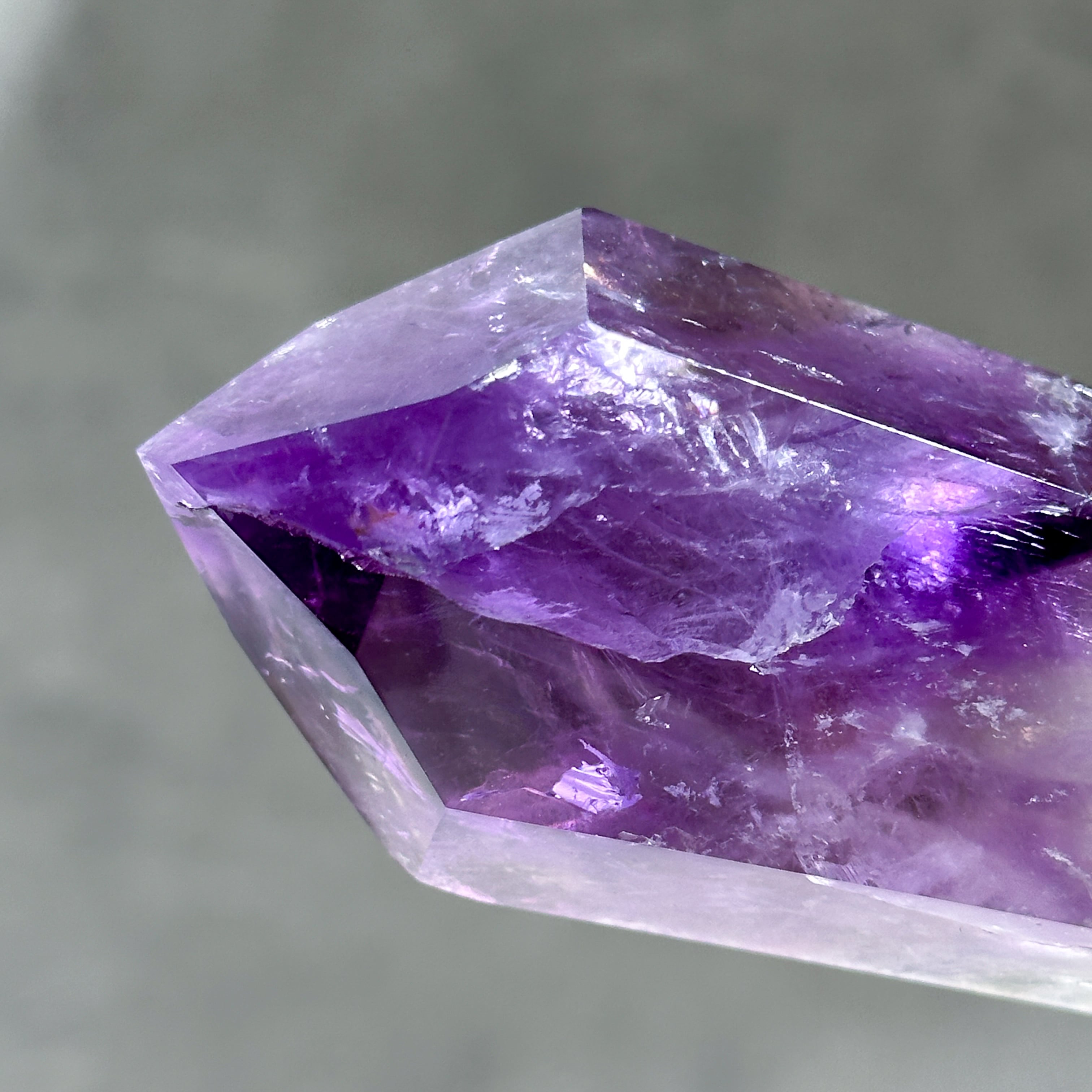 ハイクオリティ】バイーア産ファントムアメジスト タワー42◇ Phantom