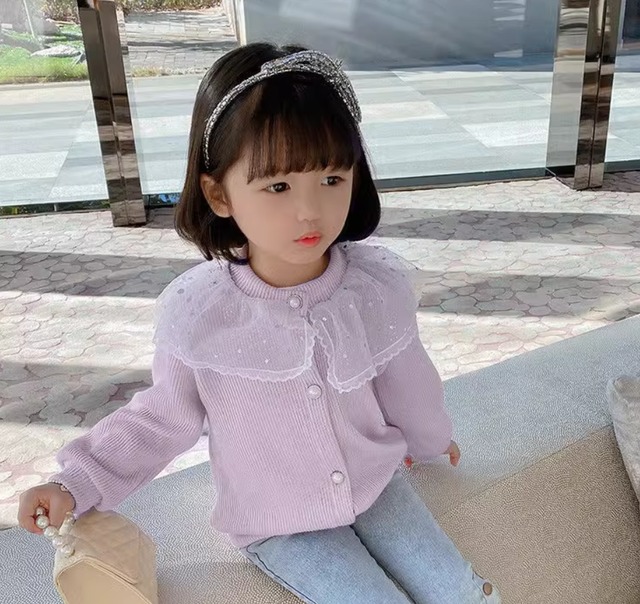 【韓国子供服☆レース襟付き ガールズ トップ】 カーディガン トップス 女の子 キッズ 子供服 長袖 ニット セーター 襟付き 秋冬 春 レース ピンク カジュアル お出かけ 可愛い 幼稚園 小学生 保育園 韓国ファッション 送料無料