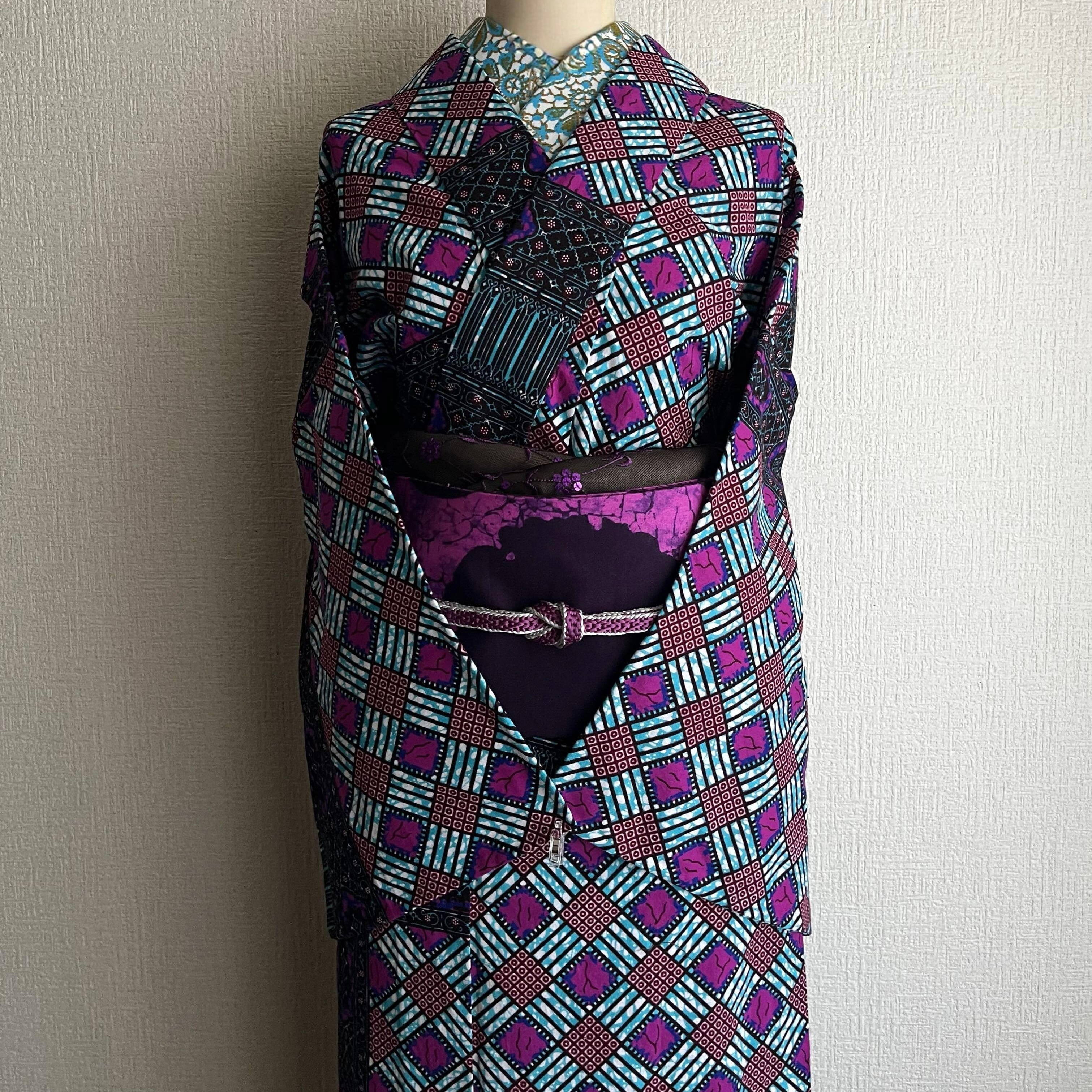 AFRICAN CLOSET