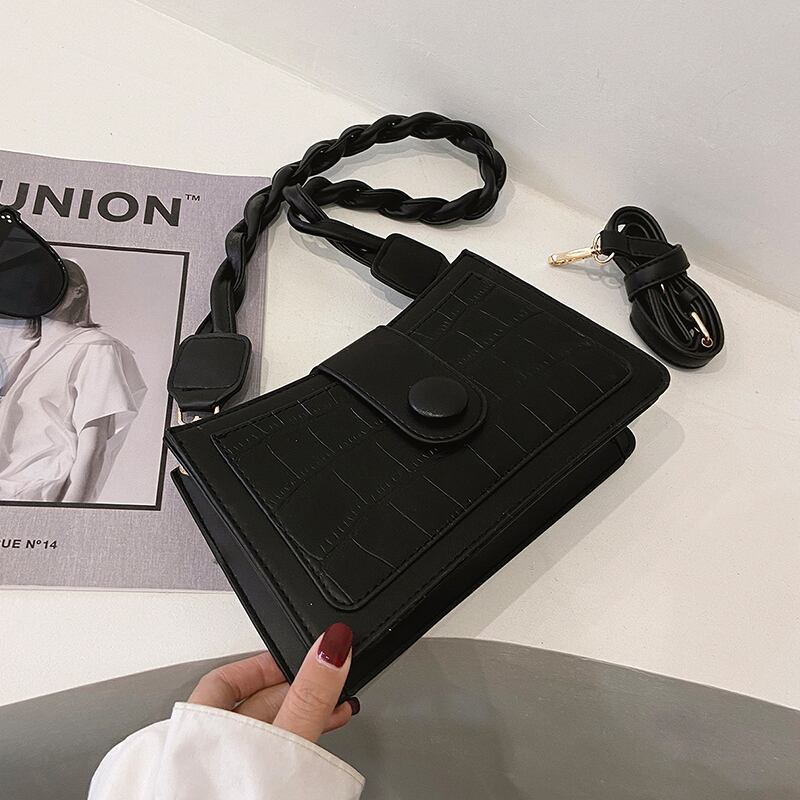 オータムウィンターレッド 秋物 冬物 スクウェア メッセンジャーバッグ 手作りハンドバック48765750232