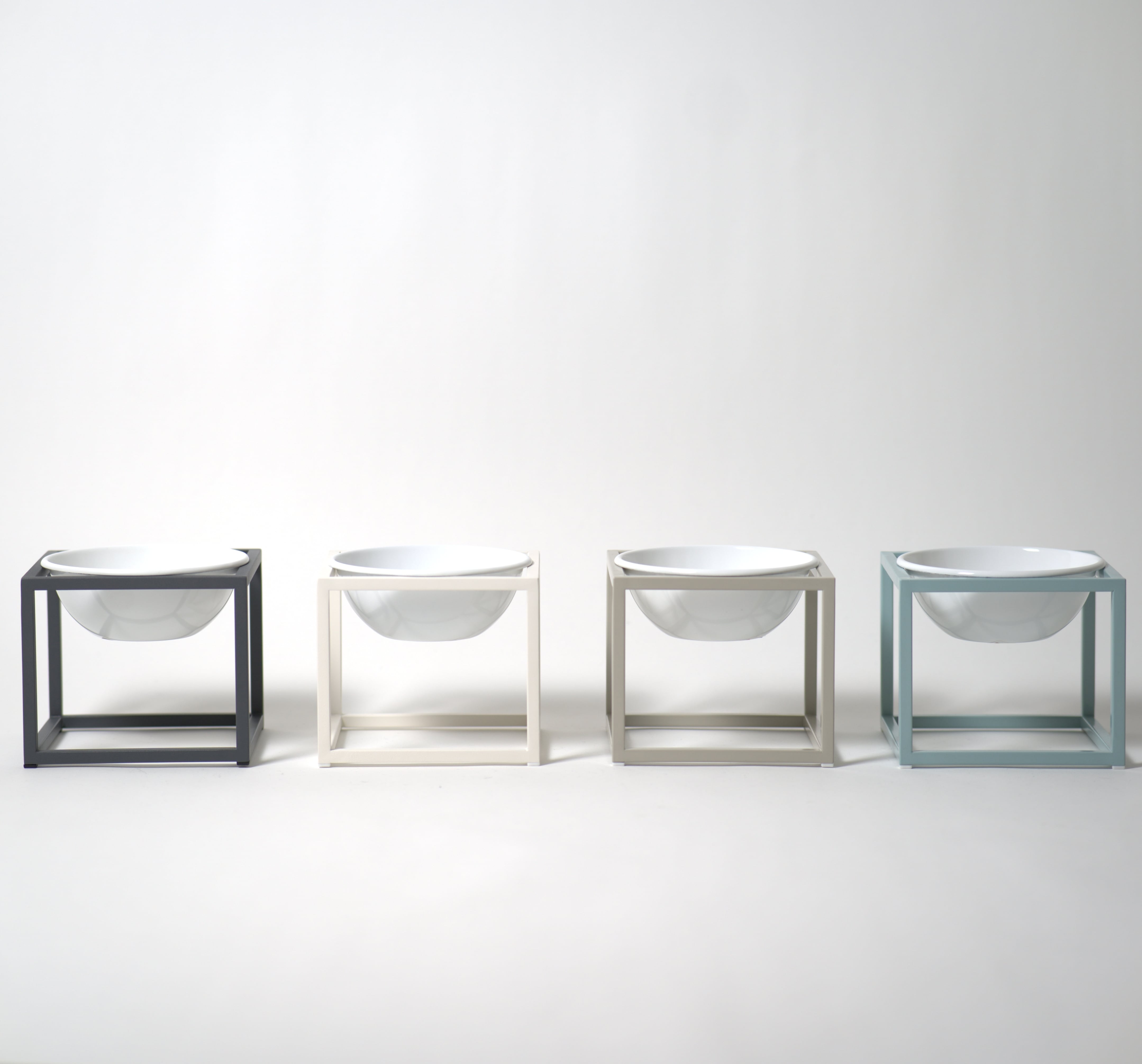 犬用品 野田琺瑯ペットボウル＆専用スタンド／Sサイズ【Tabete Cube】B