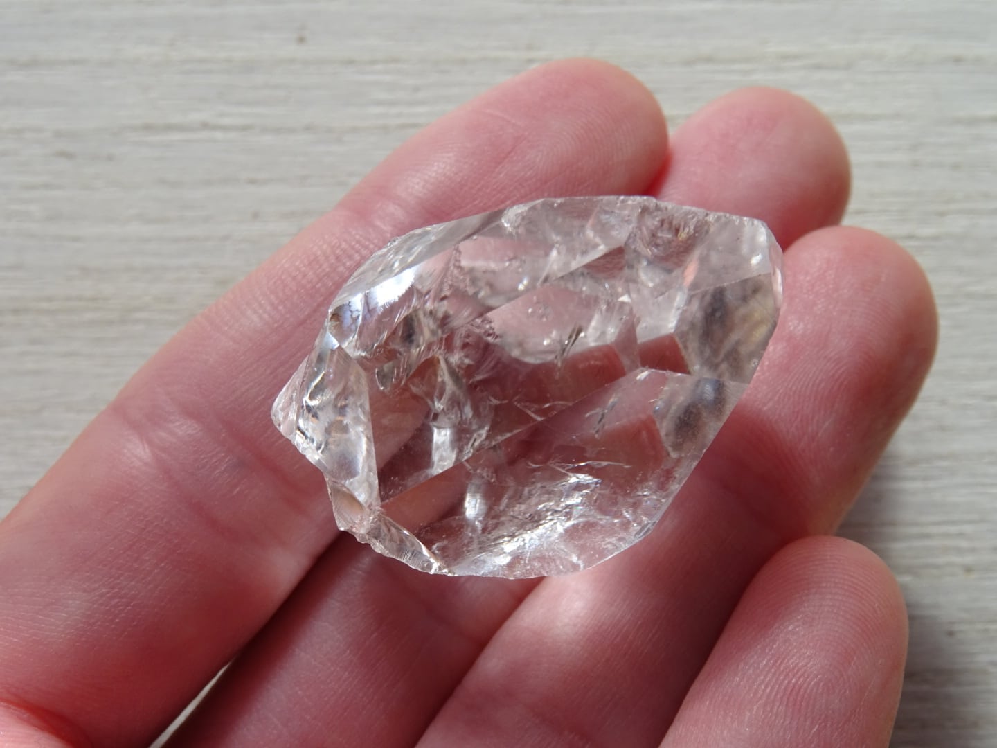 コロンビアレムリアンクォーツ（ペーニャブランカ産） ~crystal rock