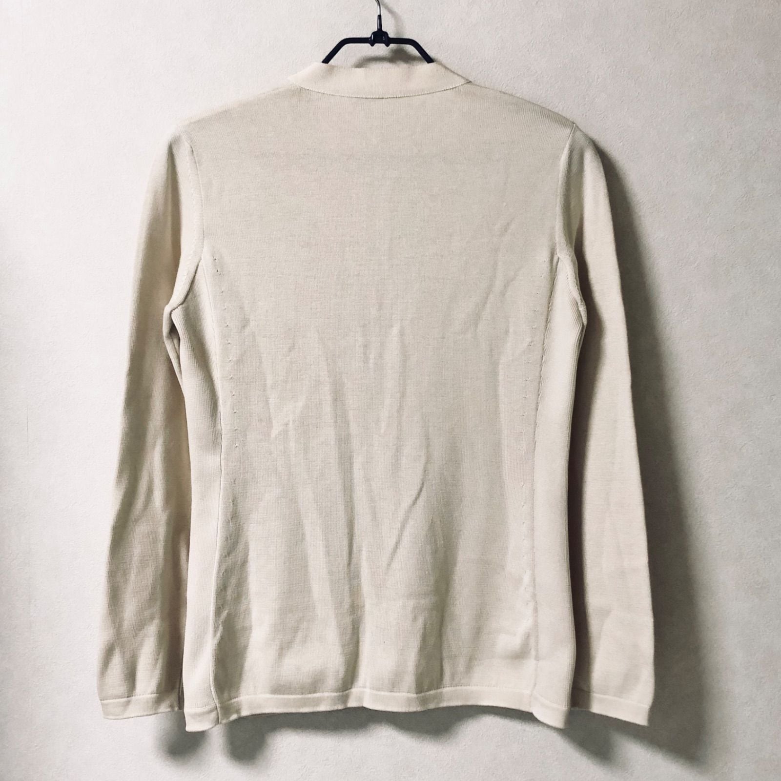 美品 サルヴァトーレフェラガモ 金ボタン ウール ニット カーディガン S 美品 サルヴァトーレフェラガモ 金ボタン ウール ニット