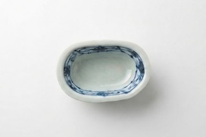 楕円豆鉢牡丹唐草／アリタポーセリンラボ