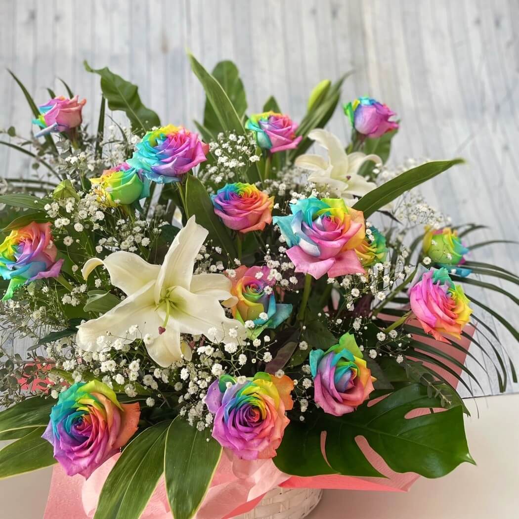 人とは違うフラワーギフト「レインボーアレンジ」(ar0121) | 花you