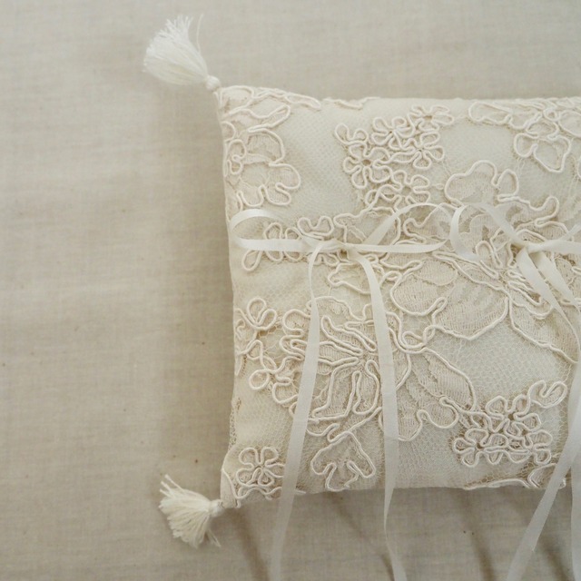 Wedding Ring pillow/Flower lace（square）
