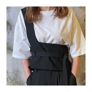 select：asymmetry vest