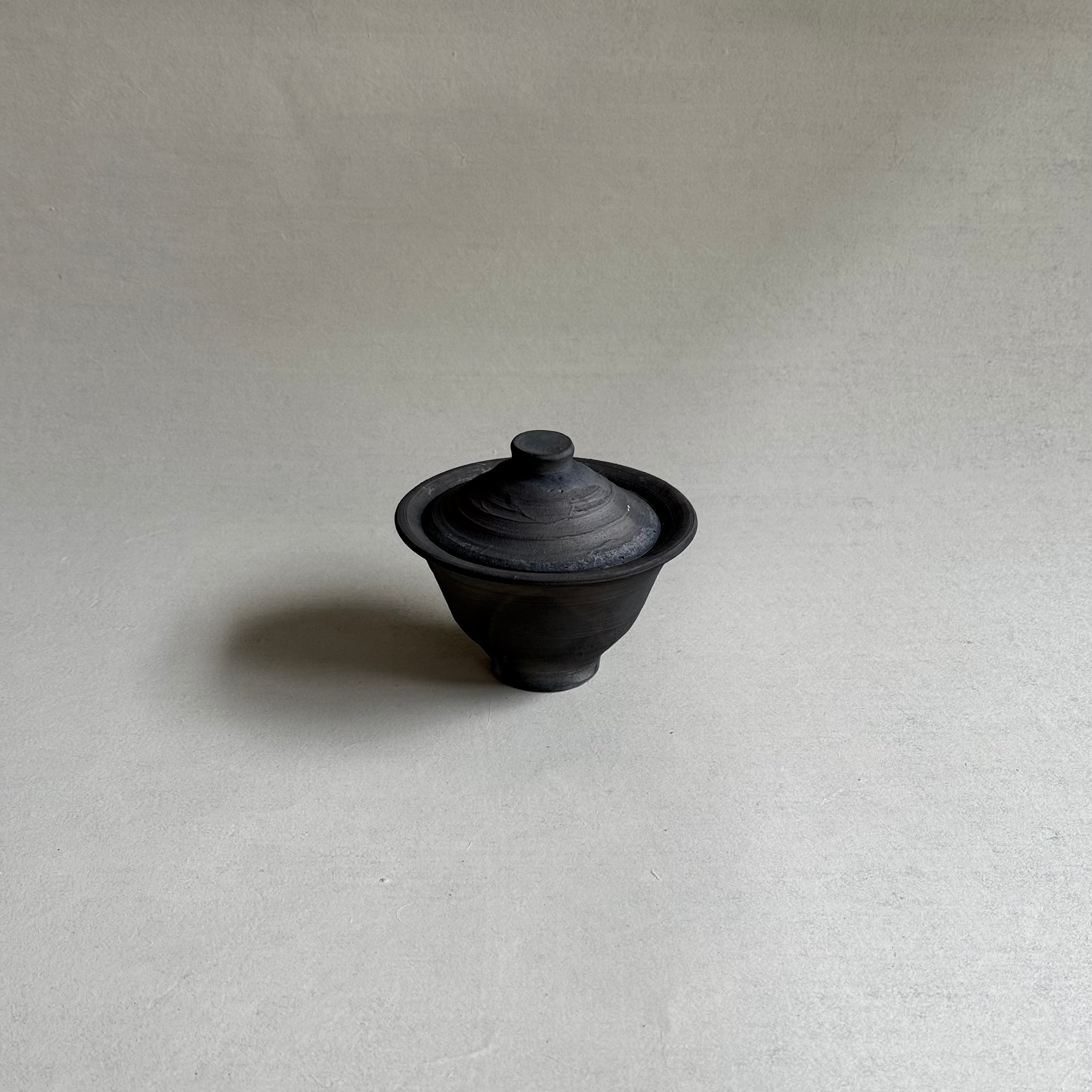清水善行 須恵蓋碗（小） | gallery 一白