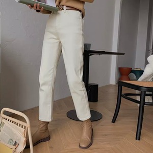 裏起毛ホワイトテーパードデニム A1112