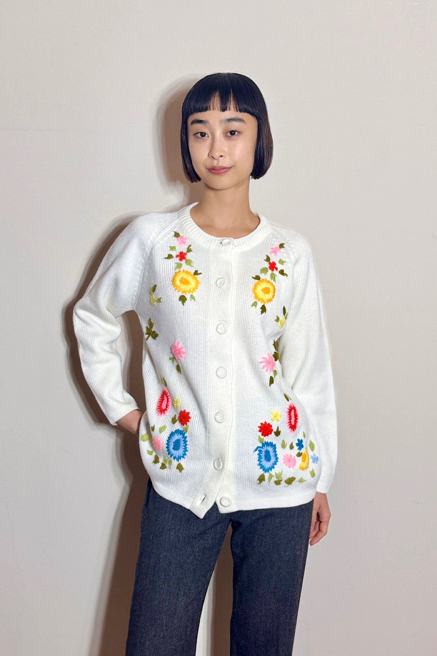 フラワーハンド刺繍 アクリルニットカーディガン