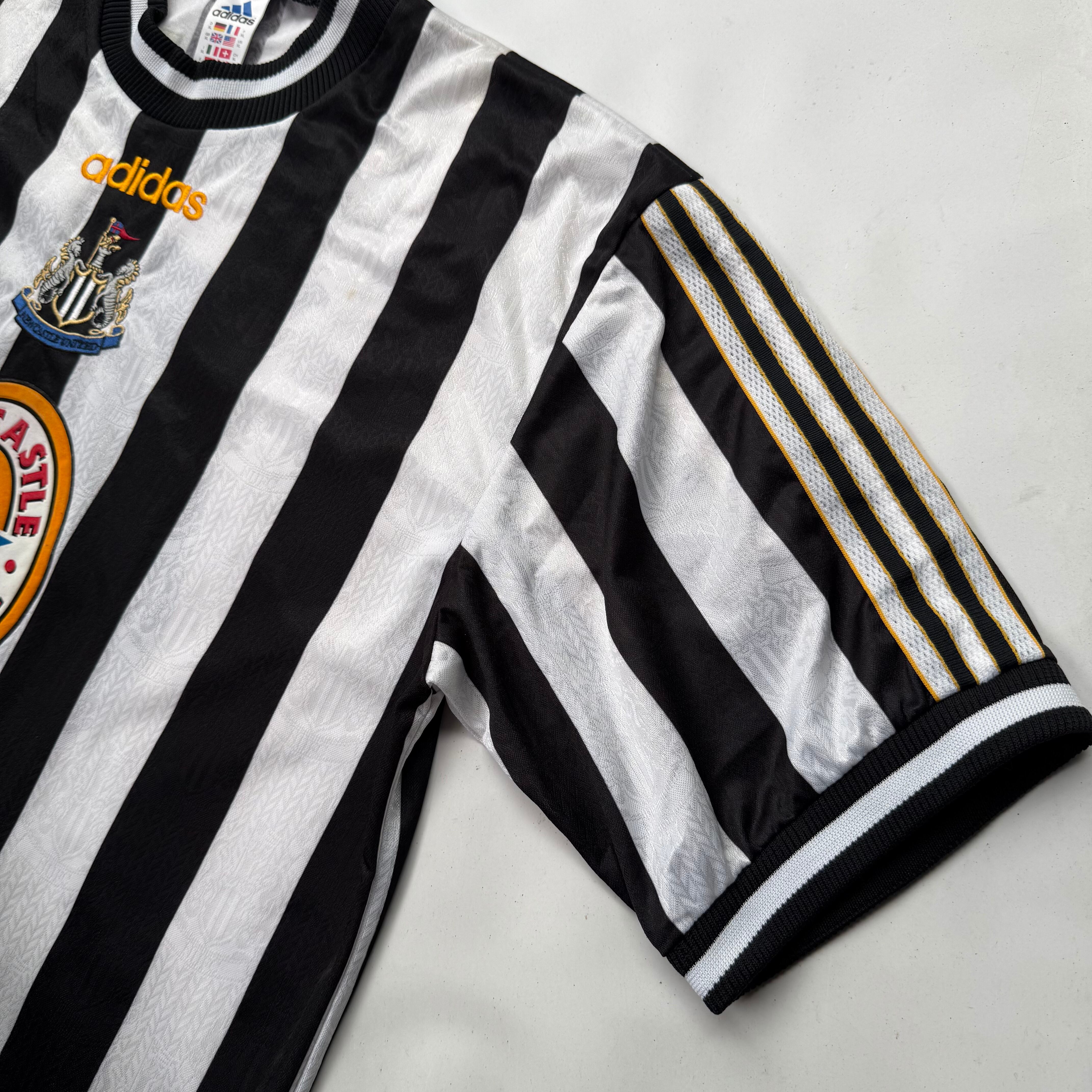 97's〜99's Vintage “Newcastle United By adidas” Made in UK Game