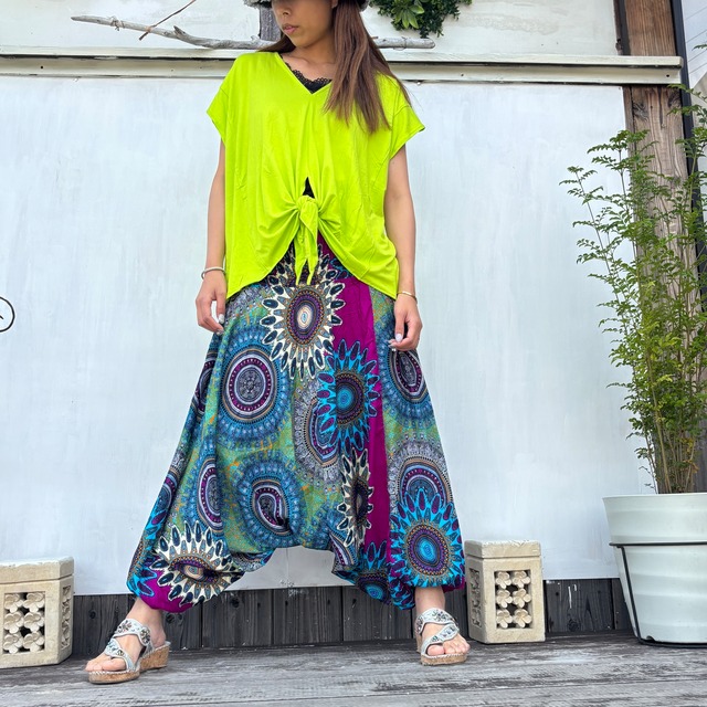 スパンデックスＶネックリボントップス