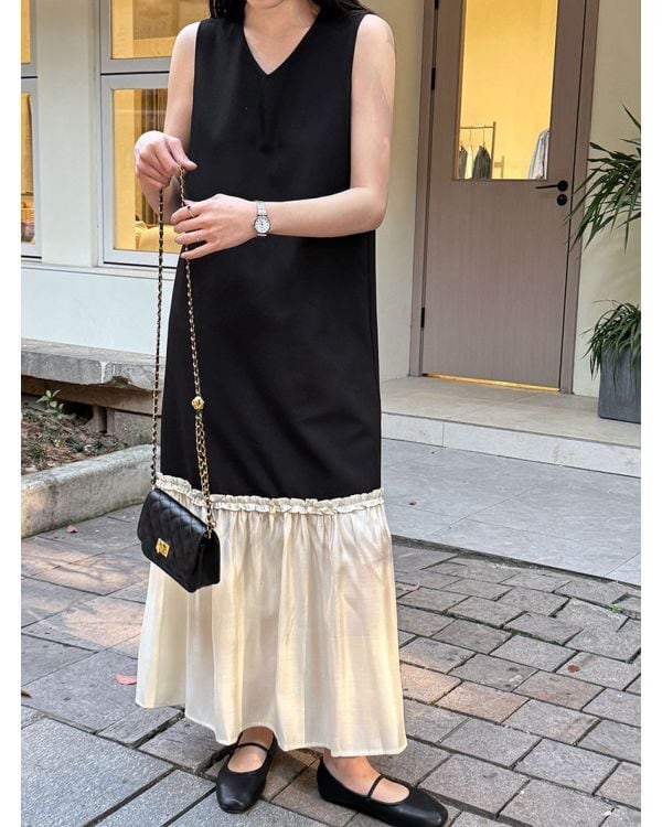 Bicolor Vneck Dress | Leonie