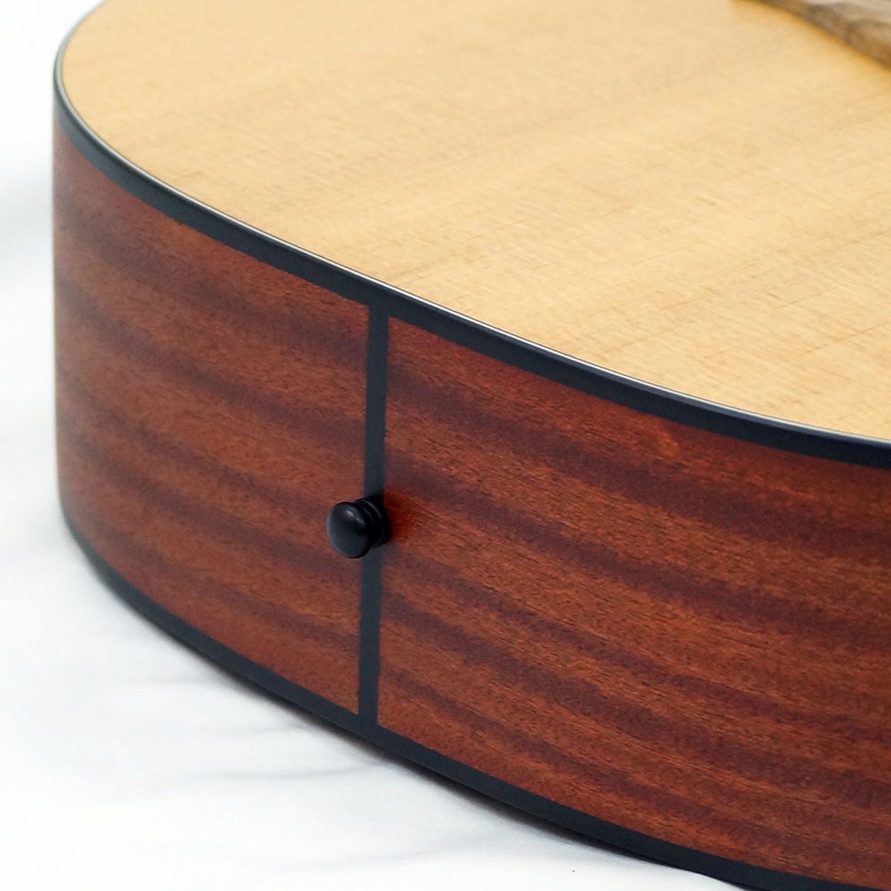 Eastman PCH1-OM (Thermo-Cure Natural) [数量限定特典！大定番カポタスト SHUBB C1/C プレゼント！]