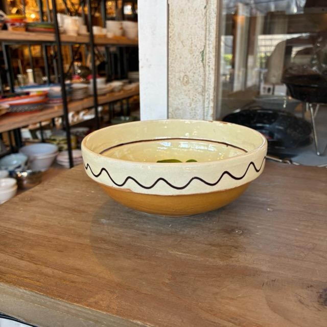 Romania Slipware stacking bowl　ルーマニア　スリップウェアスタッキングボウル　17cm　フラワー　中鉢　スープボウル　洋食　肉料理　魚料理