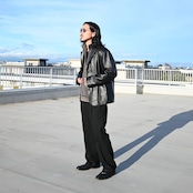 YASHIKI(ヤシキ)着回し抜群ハーフジップニット、普通に良いスラックスstyle2