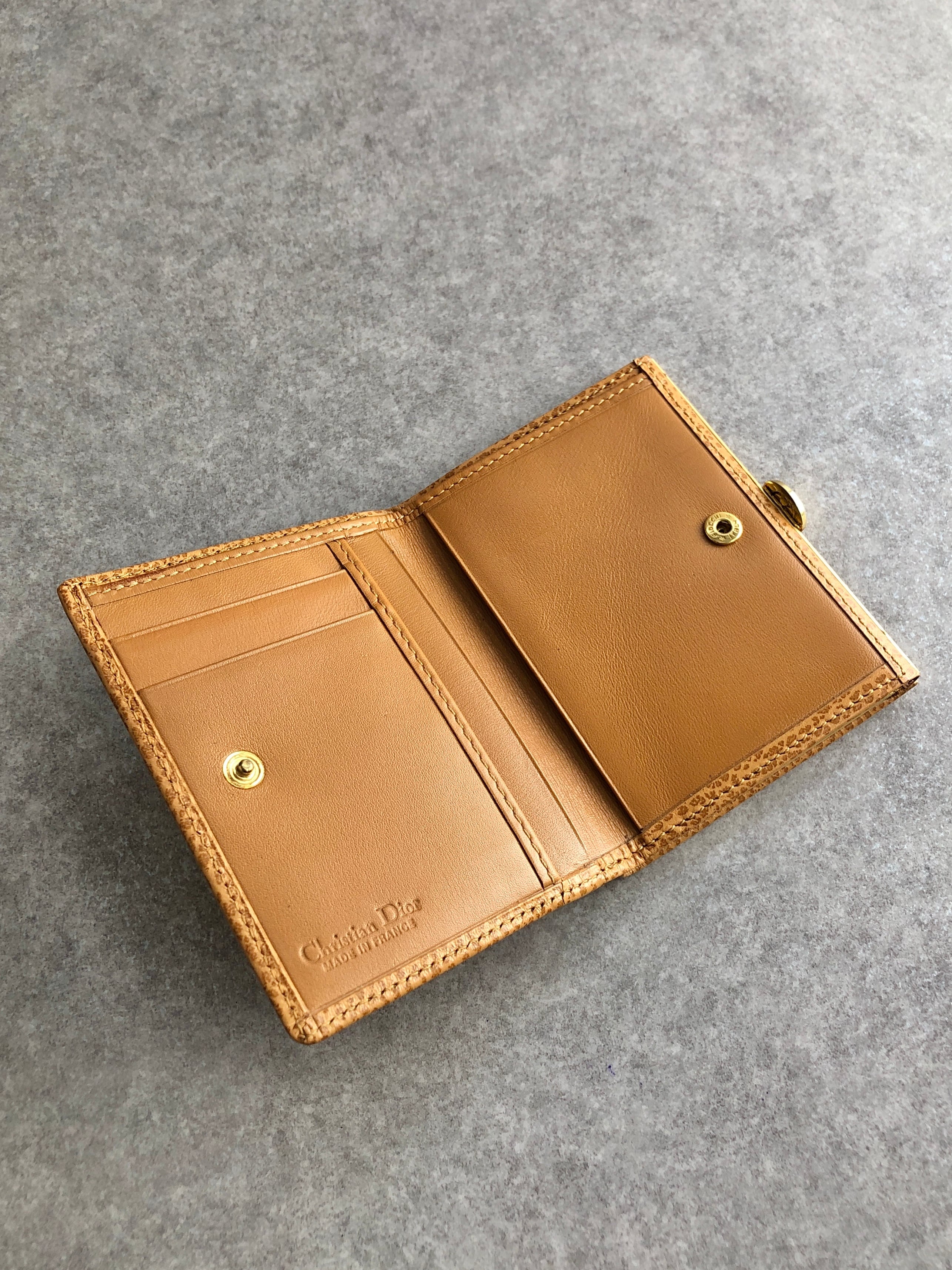 Christian Dior クリスチャン ディオール 財布 ブラウン CDオーバル